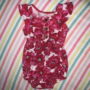 Jessica Simpson outfit